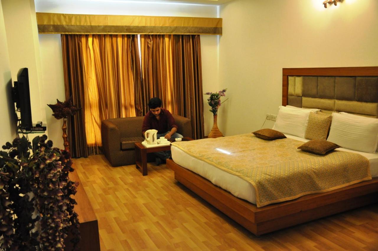 Hari'S Court Inns & Hotels New Delhi Exterior photo