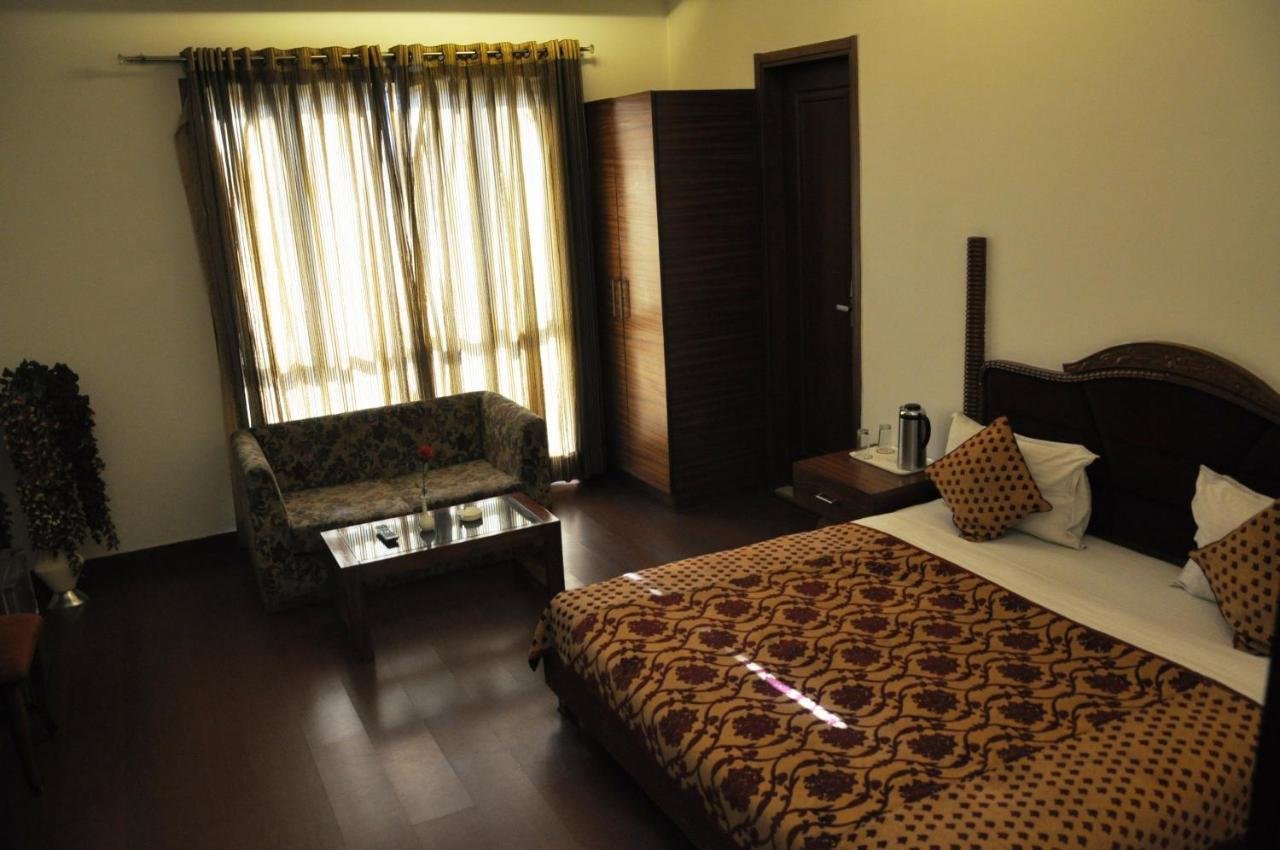 Hari'S Court Inns & Hotels New Delhi Exterior photo