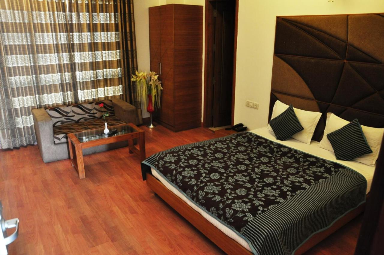 Hari'S Court Inns & Hotels New Delhi Exterior photo