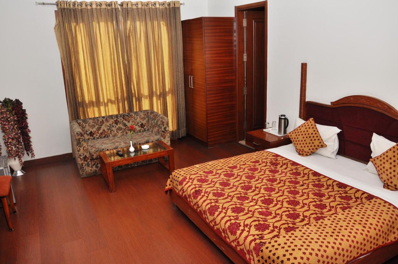 Hari'S Court Inns & Hotels New Delhi Exterior photo