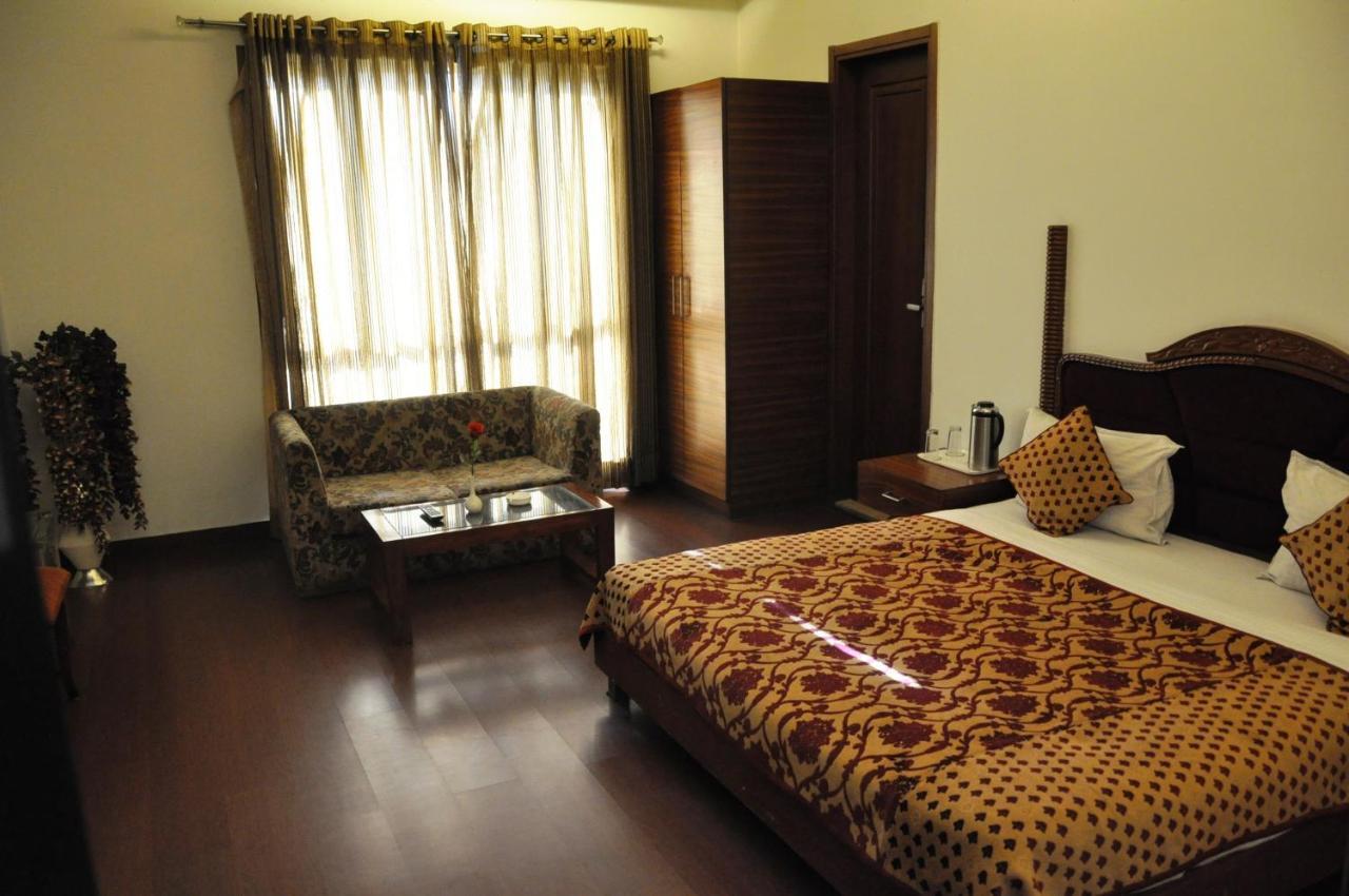 Hari'S Court Inns & Hotels New Delhi Exterior photo